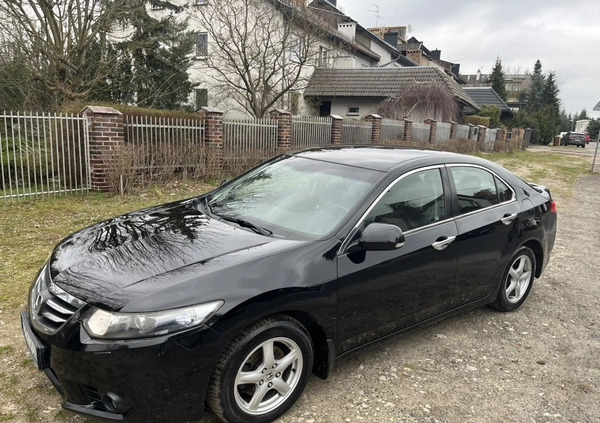 Honda Accord cena 39999 przebieg: 206000, rok produkcji 2013 z Poznań małe 92